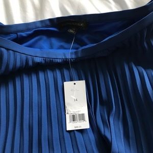 Banaba Republic short skater blue skirt